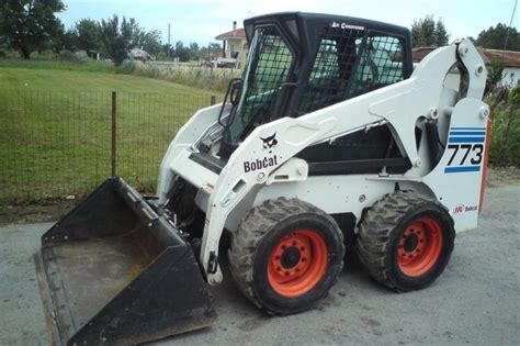 773 skid steer specs|bobcat 773 review.